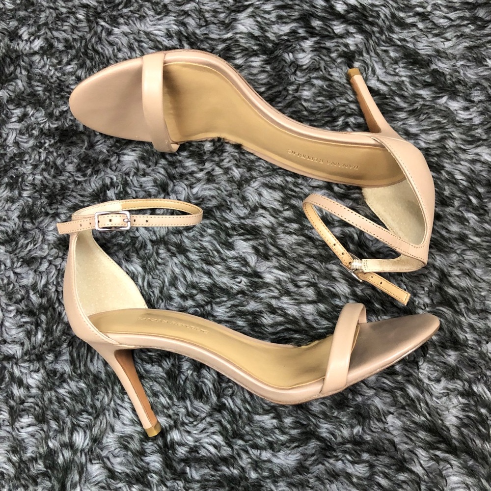 Banana Republic Nude Heels